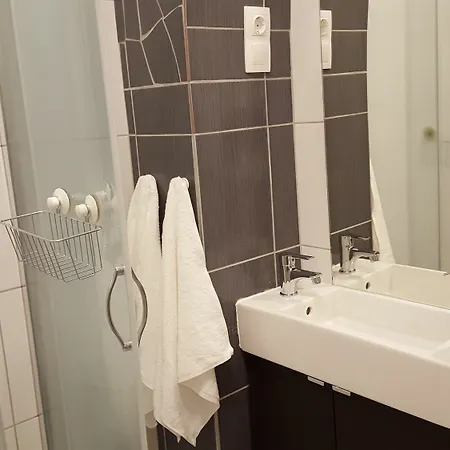 Bpm-jozsef Krt 67 Apartment *
