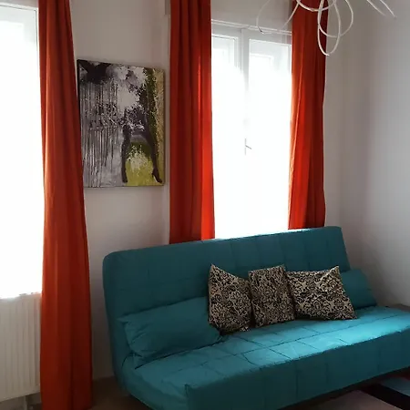 Bpm-jozsef Krt 67 Apartment *