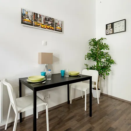 Apartment Bpm-jozsef Krt 67 Budapest