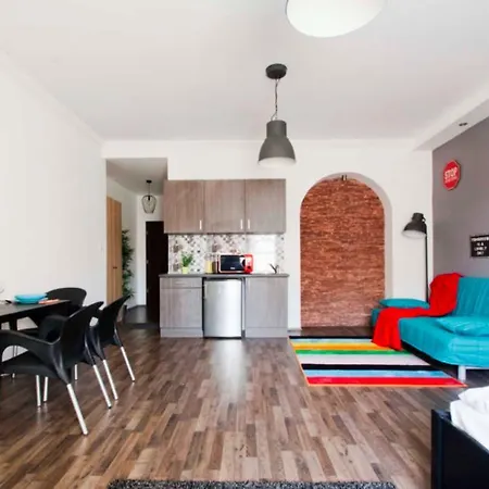 Bpm-jozsef Krt 67 Apartmán *